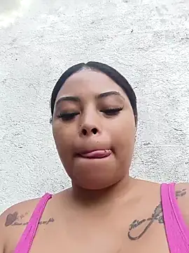 Naomi-Summer online show from 11/14/25, 08:40