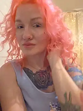 Snapshot of KateMonroe chatting on 05/20/26, 08:04 KateMonroe online show from 05/20/26, 08:04