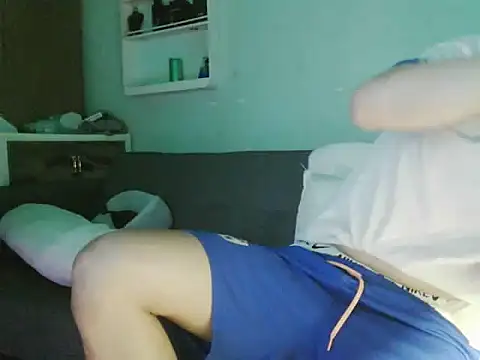 boyhigh1997 online show from 05/03/26, 12:33