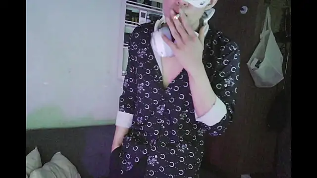 Snapshot of boyhigh1997 chatting on 06/30/26, 04:02 boyhigh1997 online show from 06/30/26, 04:02
