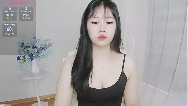 Snapshot of -Rose-Lucky- chatting on 09/18/25, 01:40 -Rose-Lucky- online show from 09/18/25, 01:40