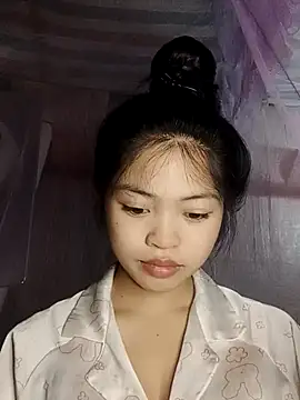 Thy00   online show from 11/05/25, 02:33