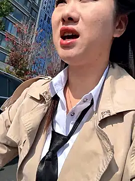 Snapshot of maomao_520 chatting on 10/28/25, 06:39 maomao 520 online show from 10/28/25, 06:39