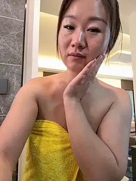 Snapshot of maomao_520 chatting on 11/02/25, 06:49 maomao 520 online show from 11/02/25, 06:49