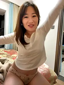 Snapshot of maomao_520 chatting on 11/10/25, 01:43 maomao 520 online show from 11/10/25, 01:43