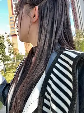 Snapshot of maomao_520 chatting on 11/19/25, 07:19 maomao 520 online show from 11/19/25, 07:19