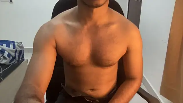 Snapshot of Hotmaskedboi chatting on 09/08/25, 02:49 Hotmaskedboi online show from 09/08/25, 02:49