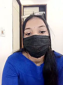 Cute Rakhi8 online show from 12/05/25, 04:32