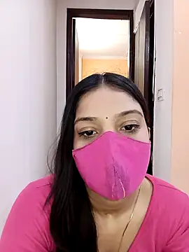 Cute Rakhi8 online show from 05/14/26, 05:25