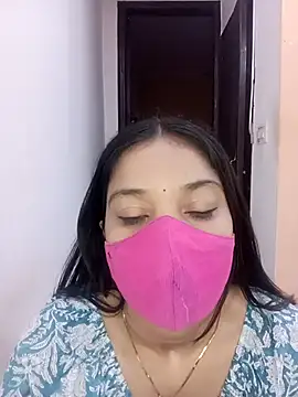 Cute Rakhi8 online show from 06/25/26, 05:23