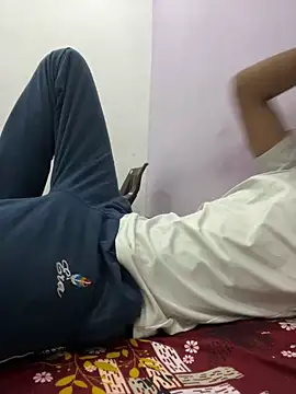 Snapshot of funny_sexxx chatting on 09/18/25, 03:58 funny sexxx online show from 09/18/25, 03:58