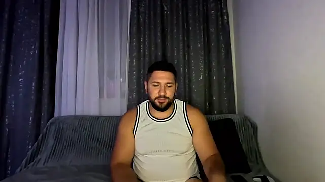 Gold Alpha Boy online show from 09/19/25, 06:30