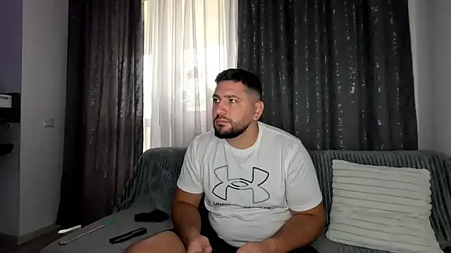 Gold Alpha Boy online show from 09/25/25, 08:51