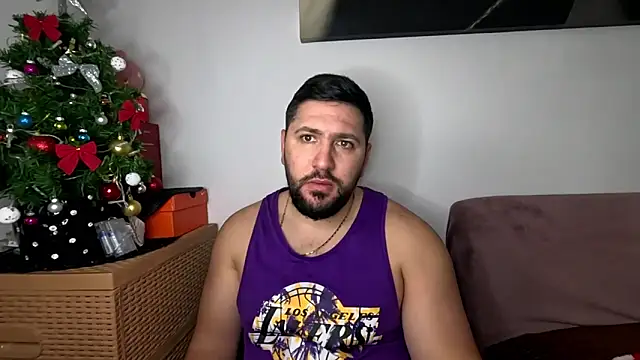 Gold Alpha Boy online show from 12/21/25, 09:38