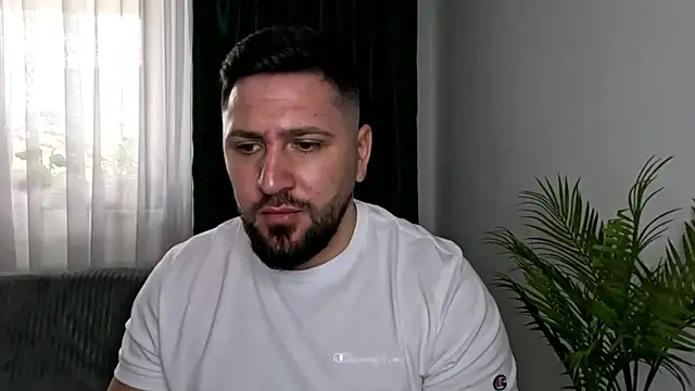 Gold Alpha Boy online show from 04/30/26, 09:15