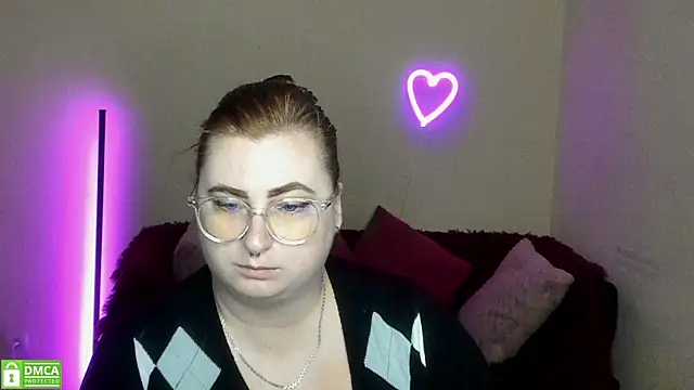 Alicia love00 online show from 09/25/25, 05:22