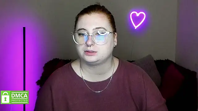 Alicia love00 online show from 10/06/25, 05:27