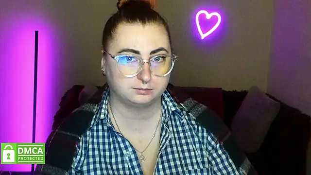 Alicia love00 online show from 11/25/25, 06:24