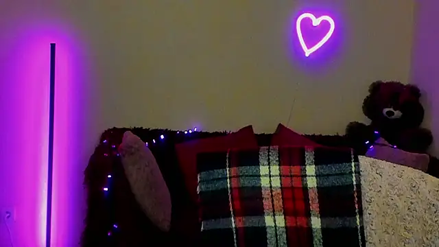 Alicia love00 online show from 04/30/26, 05:25
