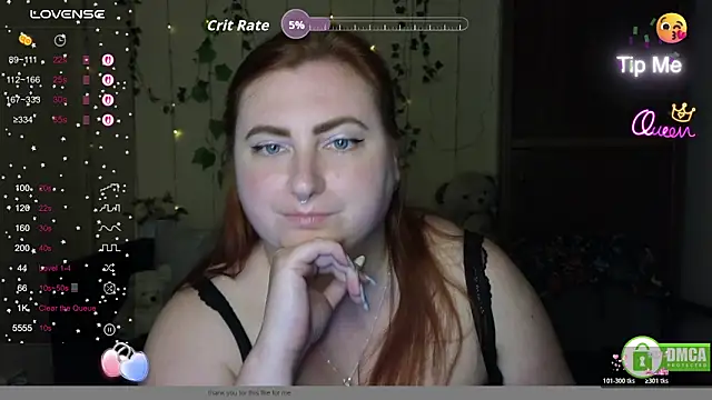 Snapshot of Alicia_love00 chatting on 06/05/26, 06:52 Alicia love00 online show from 06/05/26, 06:52