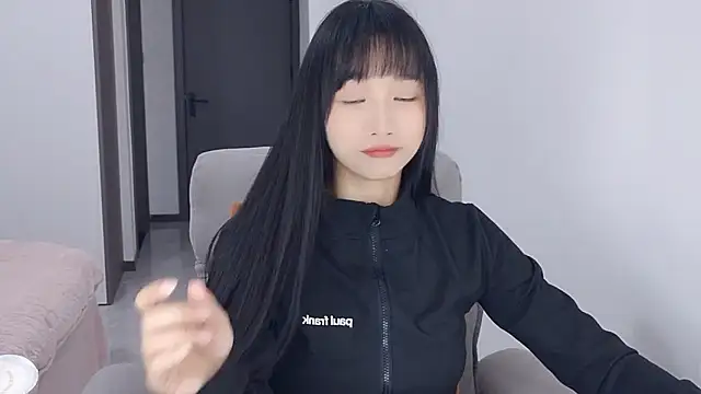 Lisa-3333 online show from 12/21/25, 01:40