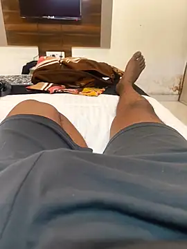 Snapshot of coocon2020 chatting on 04/13/26, 04:01 coocon2020 online show from 04/13/26, 04:01