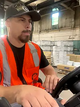 PuttieIn online show from 09/19/25, 01:01