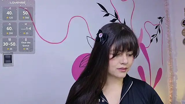 sukilove18 online show from 06/17/26, 10:10