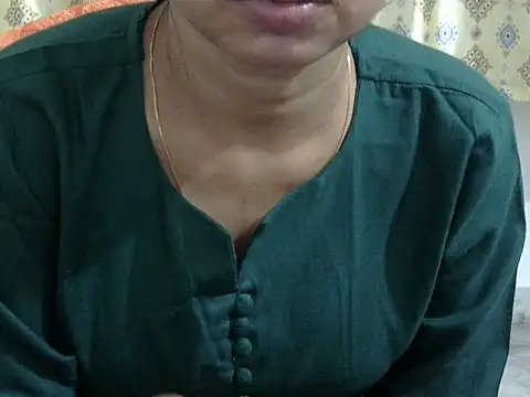 CHAMELI4747 online show from 05/01/26, 01:48