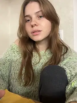 Delilah Leila online show from 11/15/25, 09:32