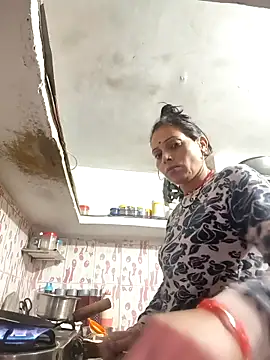 Snapshot of ISHANI-SINGH chatting on 01/07/26, 03:20 ISHANI-SINGH online show from 01/07/26, 03:20