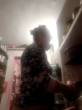 Snapshot of ISHANI-SINGH chatting on 02/05/26, 03:00 ISHANI-SINGH online show from 02/05/26, 03:00