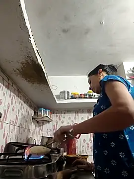 Snapshot of ISHANI-SINGH chatting on 02/10/26, 02:26 ISHANI-SINGH online show from 02/10/26, 02:26