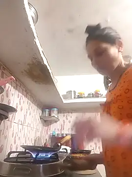 Snapshot of ISHANI-SINGH chatting on 02/12/26, 02:39 ISHANI-SINGH online show from 02/12/26, 02:39