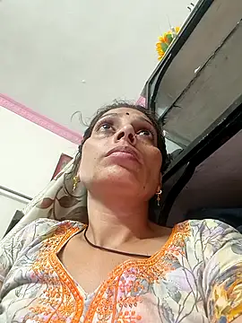 Snapshot of ISHANI-SINGH chatting on 02/14/26, 02:14 ISHANI-SINGH online show from 02/14/26, 02:14