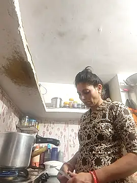 Snapshot of ISHANI-SINGH chatting on 02/21/26, 05:03 ISHANI-SINGH online show from 02/21/26, 05:03