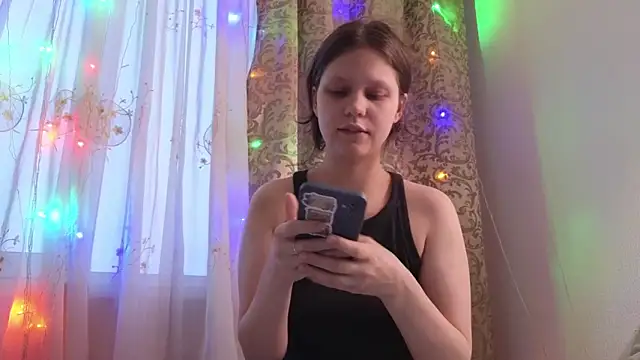 Snapshot of Lunliss chatting on 02/22/26, 03:21 Lunliss online show from 02/22/26, 03:21