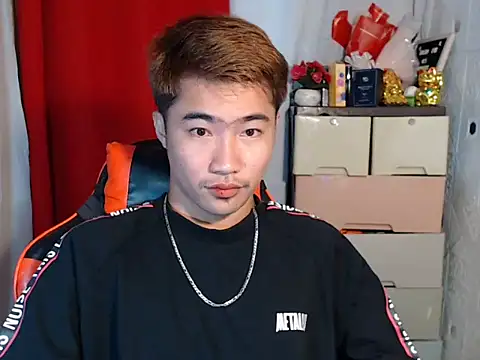 Snapshot of Siege_cum69 chatting on 11/25/25, 07:36 Siege cum69 online show from 11/25/25, 07:36