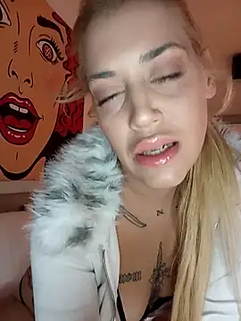 Snapshot of hacheacca chatting on 11/06/25, 09:26 hacheacca online show from 11/06/25, 09:26