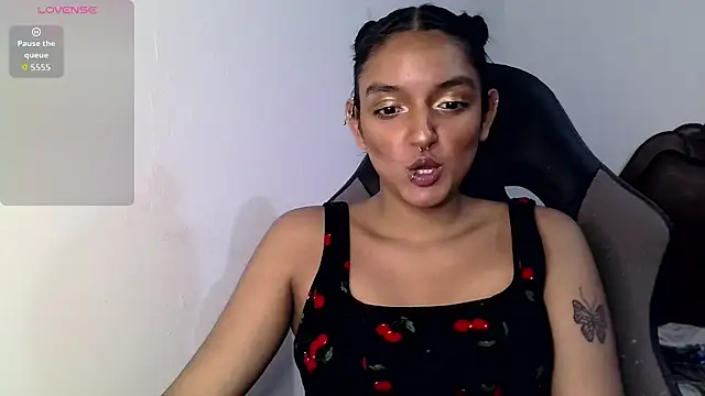 Ari 20  online show from 10/07/25, 10:29