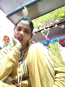 Snapshot of Cut_ragni chatting on 01/13/26, 06:02 Cut ragni online show from 01/13/26, 06:02