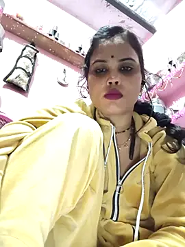 Snapshot of Cut_ragni chatting on 02/03/26, 05:07 Cut ragni online show from 02/03/26, 05:07