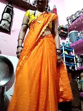 Snapshot of Cut_ragni chatting on 02/15/26, 05:20 Cut ragni online show from 02/15/26, 05:20