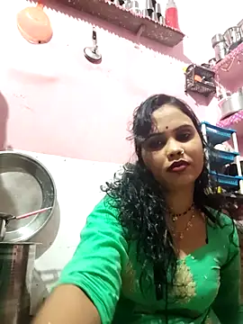 Snapshot of Cut_ragni chatting on 02/22/26, 05:22 Cut ragni online show from 02/22/26, 05:22