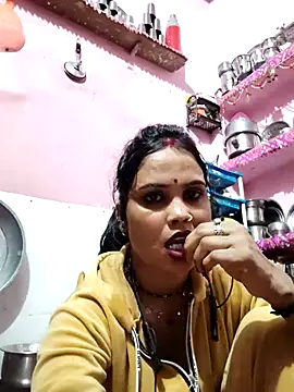 Snapshot of Cut_ragni chatting on 02/23/26, 04:59 Cut ragni online show from 02/23/26, 04:59