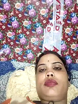 Snapshot of Cut_ragni chatting on 03/05/26, 07:26 Cut ragni online show from 03/05/26, 07:26