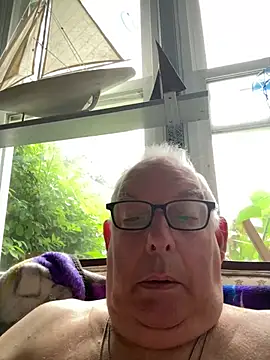 CharlieWeaver22 online show from 06/28/26, 10:43