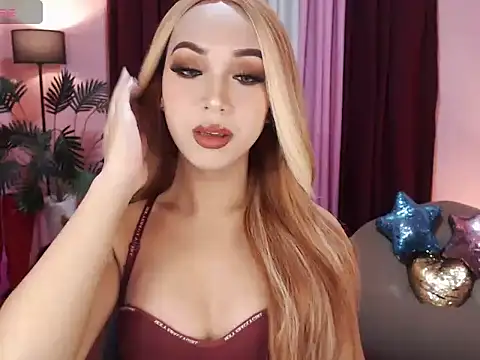 Snapshot of UrasianBIGcock696 chatting on 11/03/25, 05:14 UrasianBIGcock696 online show from 11/03/25, 05:14