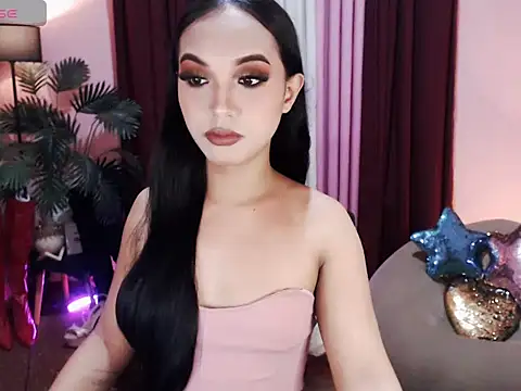 Snapshot of UrasianBIGcock696 chatting on 11/23/25, 01:16 UrasianBIGcock696 online show from 11/23/25, 01:16