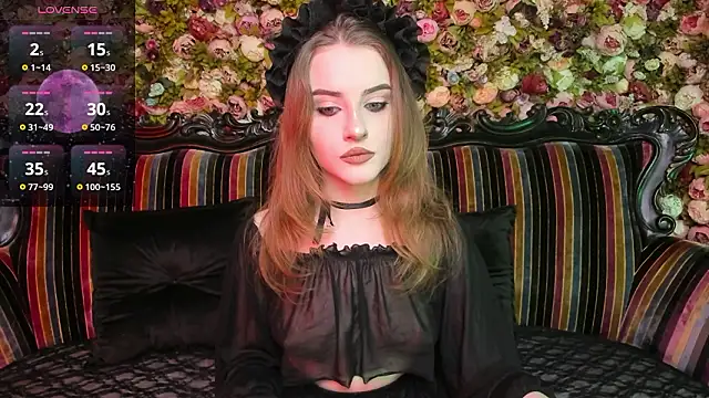 Snapshot of EllieMori chatting on 02/01/26, 03:54 EllieMori online show from 02/01/26, 03:54